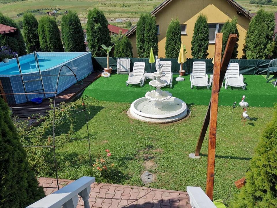 Stars Livezeni Hotel Ivanesti ภายนอก รูปภาพ